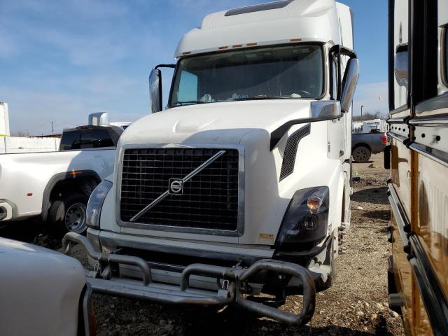 Image 2 of 2016 VOLVO VN VNL 2016 with VIN 4V4NC9EH0GN949937