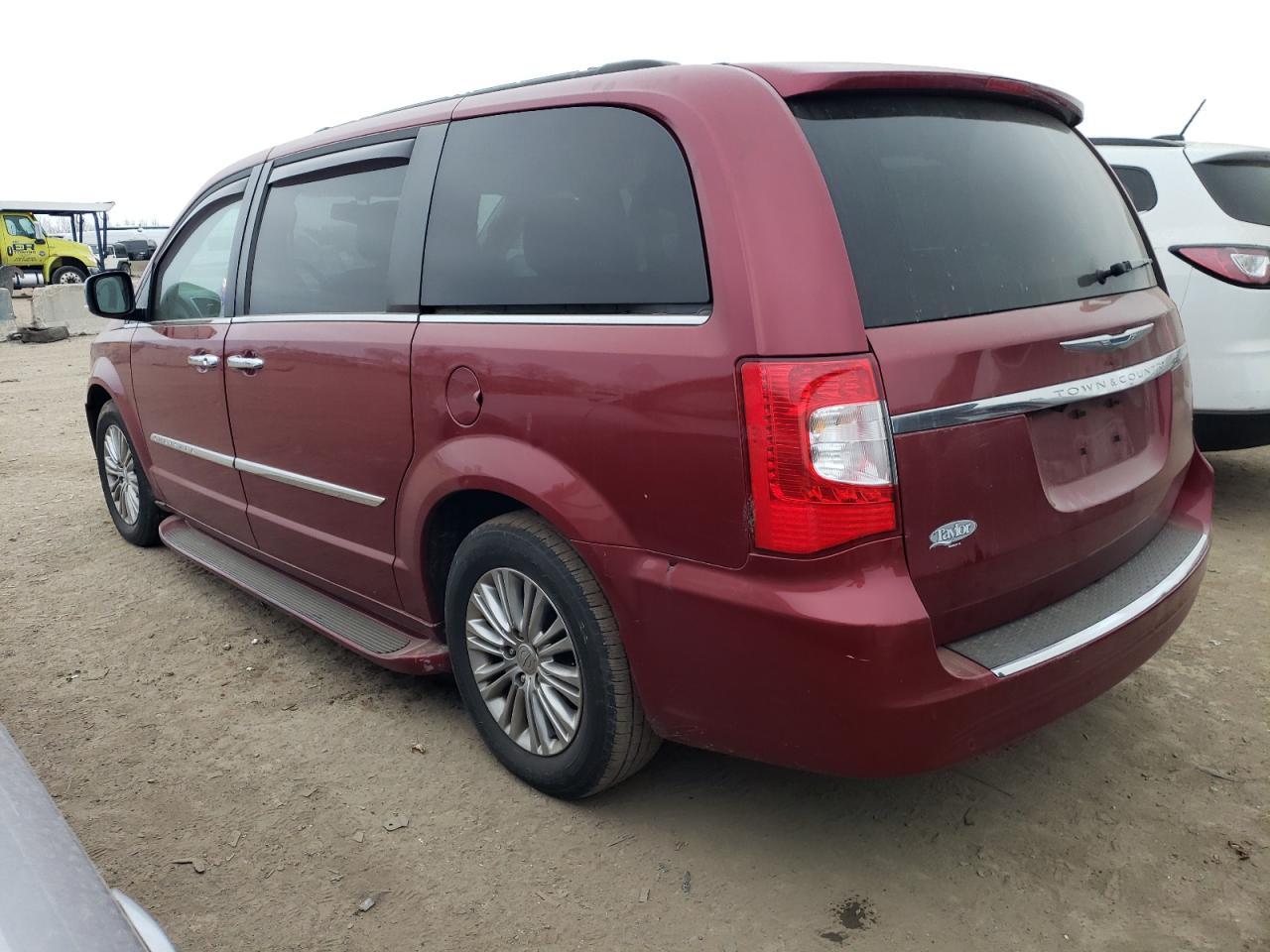 Image 2 of 2015 CHRYSLER TOWN & COUNTRY TOURING L 2015 with VIN 2C4RC1CG0FR742183