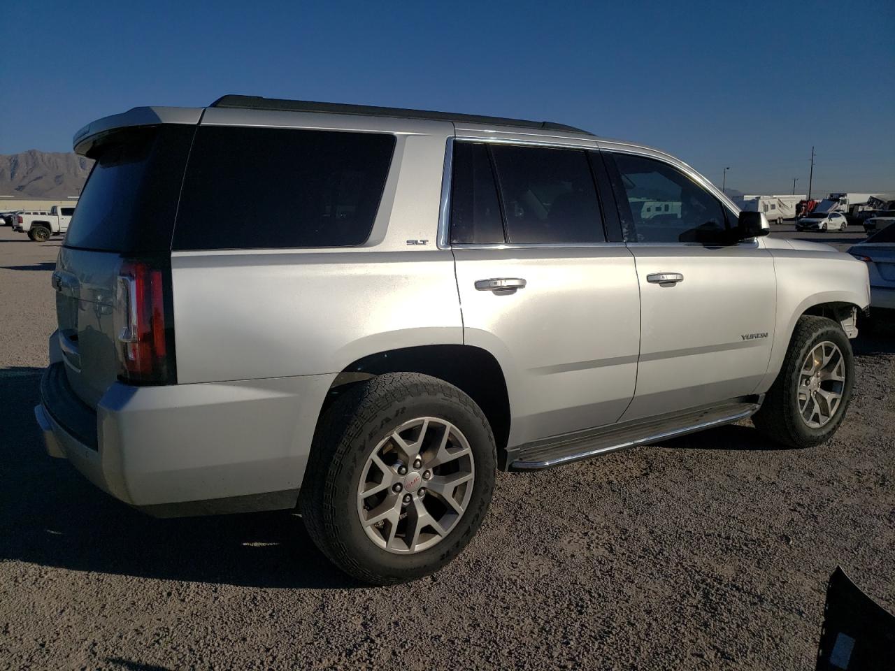 Изображение 3 2019 GMC YUKON SLT 2019 с VIN 1GKS2BKCXKR263217