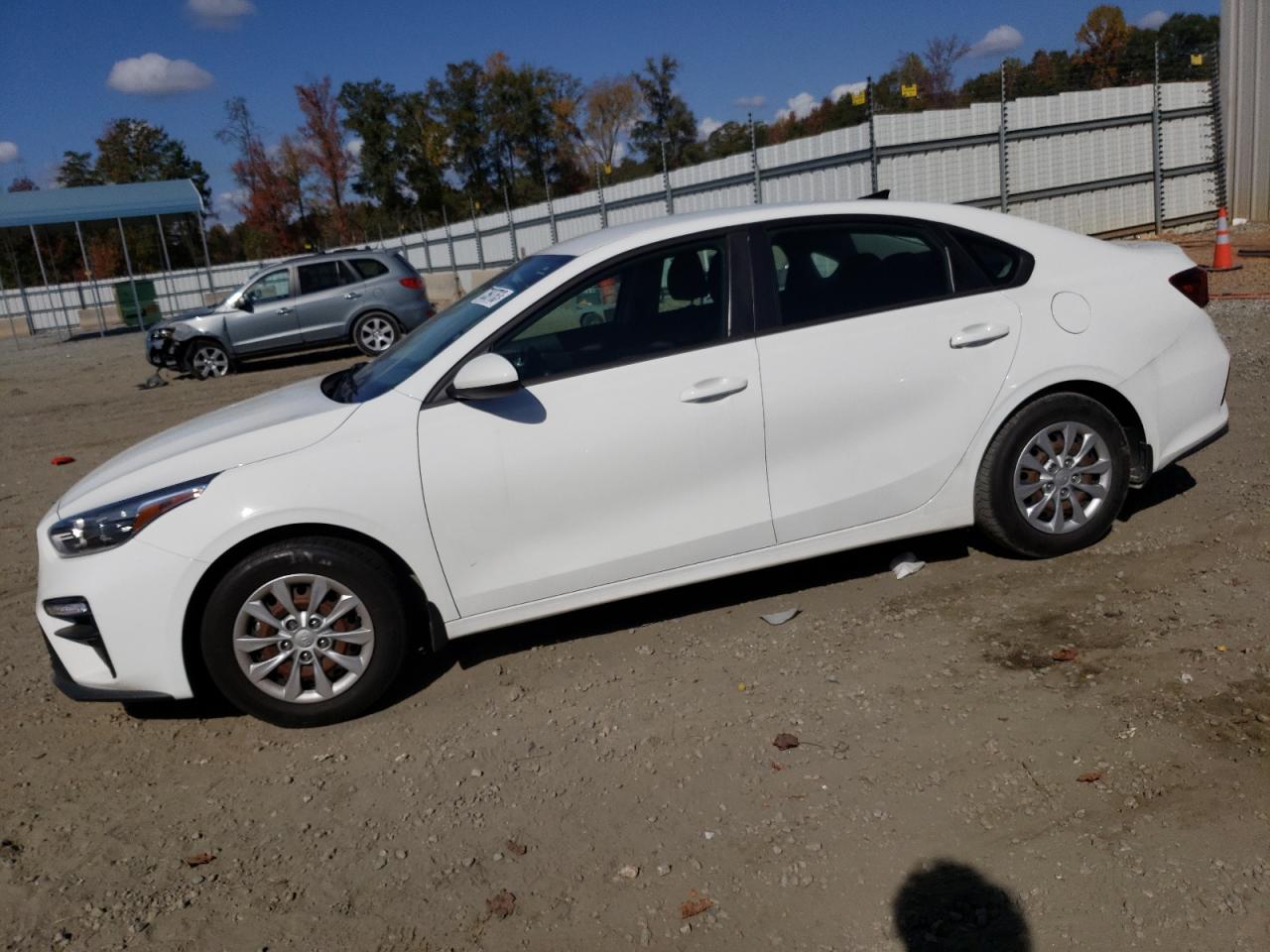Image 1 of 2019 KIA FORTE FE 2019 with VIN 3KPF24AD6KE030756