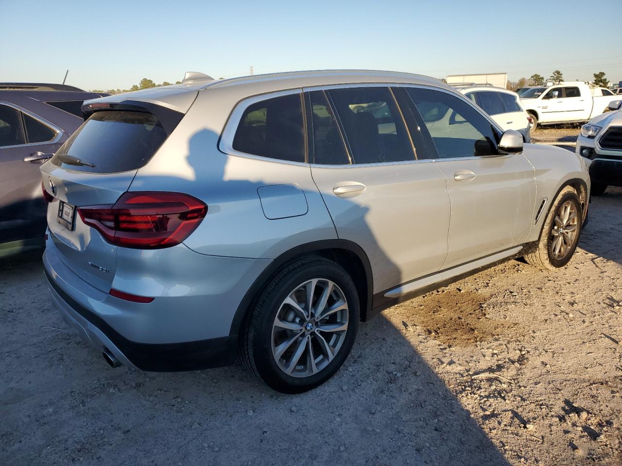 Image 3 of 2019 BMW X3 SDRIVE30I 2019 with VIN 5UXTR7C56KLF30897
