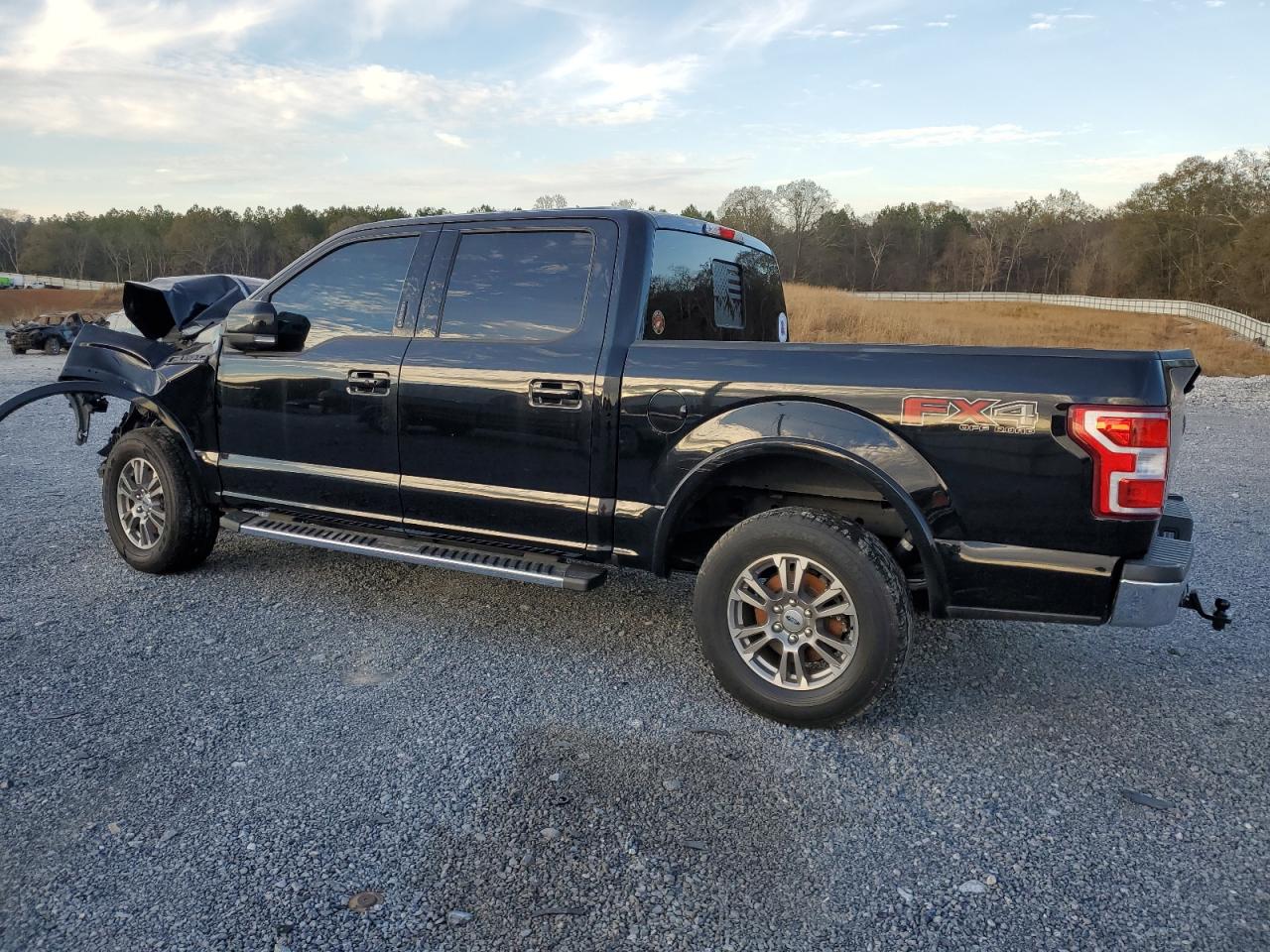 Image 2 of Ford F150 Supercrew 2019 with VIN 1FTEW1EP5KKF06446