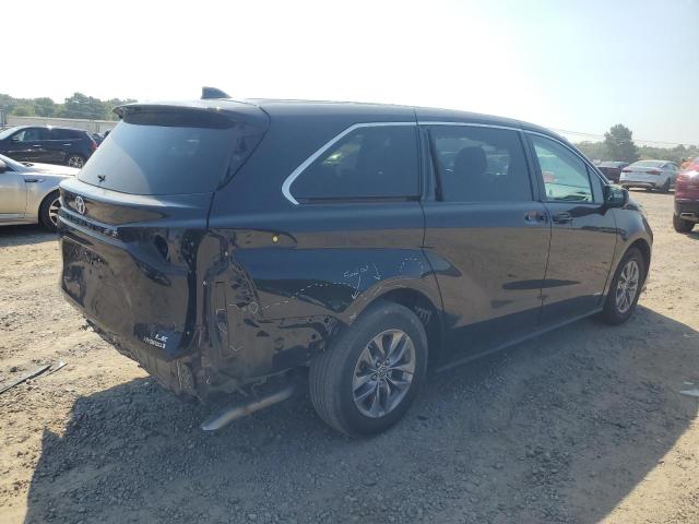 Image 3 of 2021 TOYOTA SIENNA LE 2021 with VIN 5TDKRKEC4MS037665