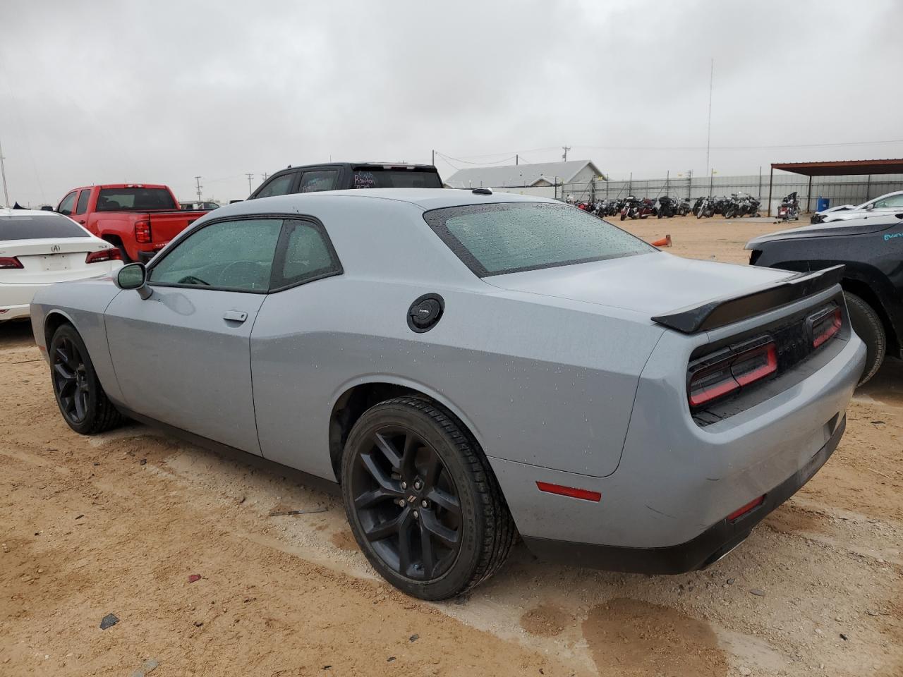 Изображение 2 2021 DODGE CHALLENGER SXT 2021 с VIN 2C3CDZAG5MH641930