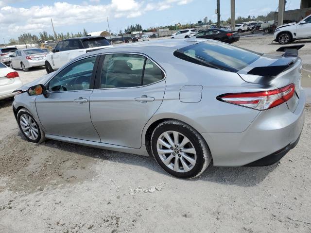 Obraz 2 z 2019 TOYOTA CAMRY L 2019 z VIN 4T1B11HK0KU809118