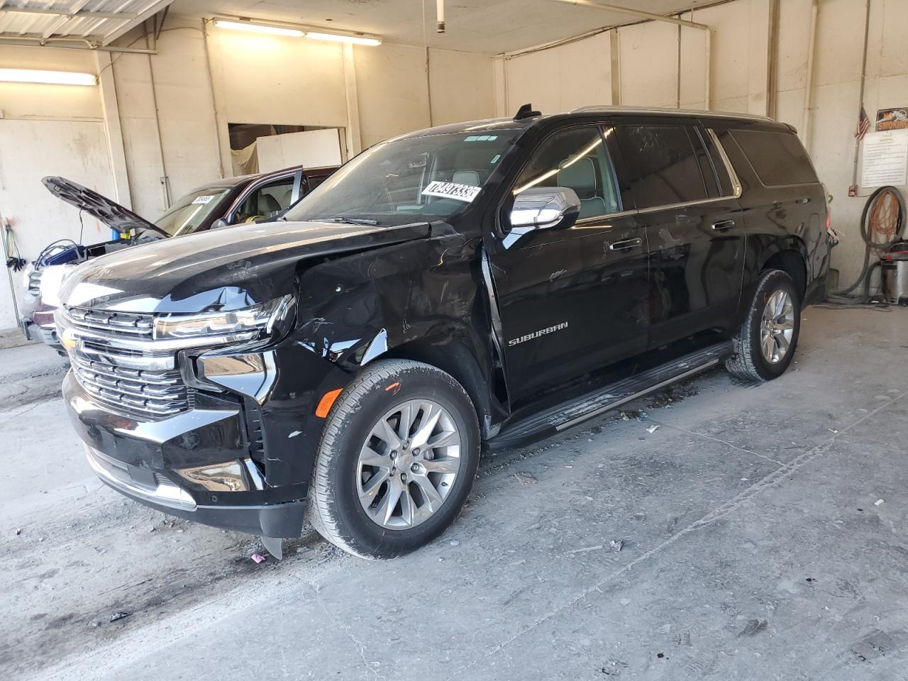 Изображение 1 2023 CHEVROLET SUBURBAN C1500 PREMIER 2023 с VIN 1GNSCFKD8PR451483