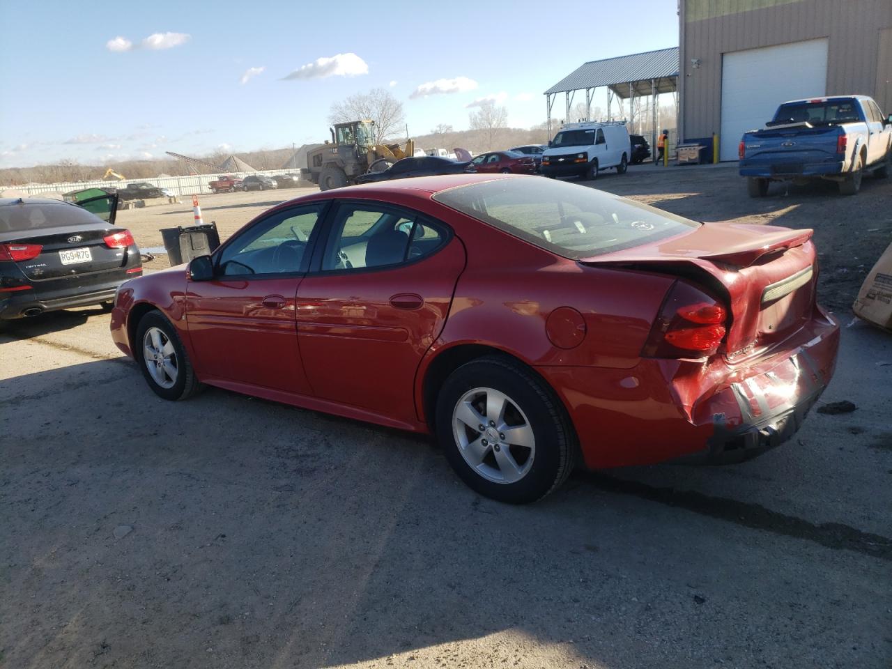 Image 2 of 2008 PONTIAC GRAND PRIX  2008 with VIN 2G2WP552681175130