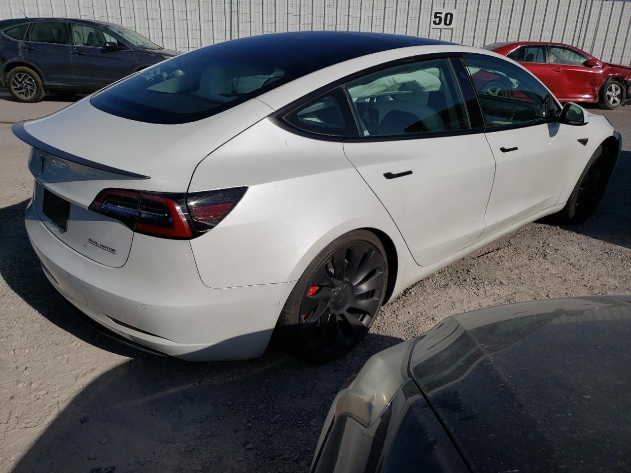 Obraz 3 z 2021 TESLA MODEL 3  2021 z VIN 5YJ3E1EC2MF037792