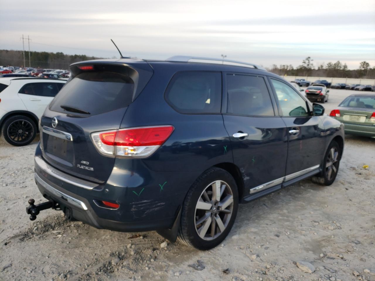 Image 3 of 2013 NISSAN PATHFINDER S 2013 with VIN 5N1AR2MM4DC646547