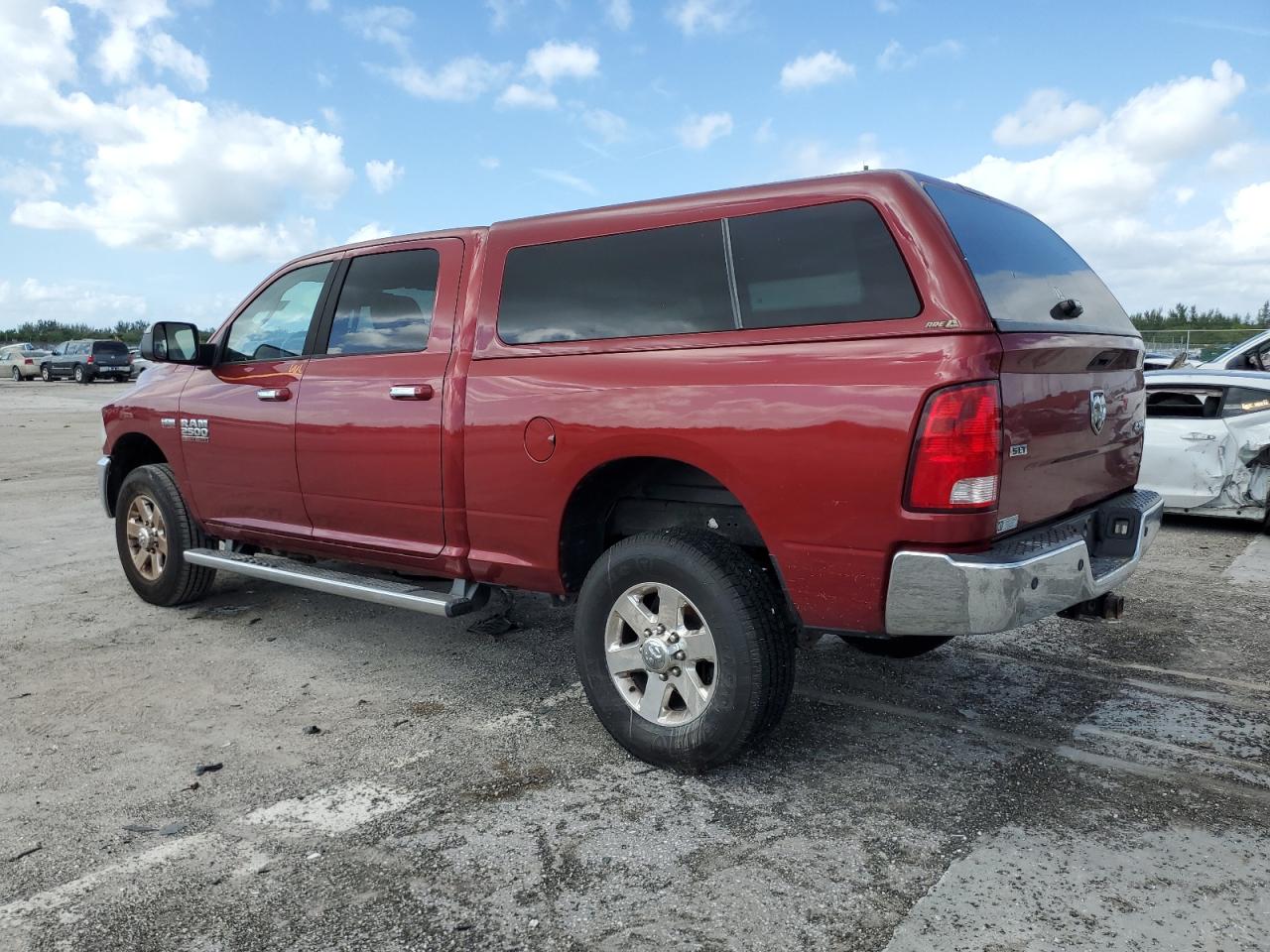 Image 2 of 2015 RAM 2500 SLT 2015 with VIN 3C6TR5DT8FG507776