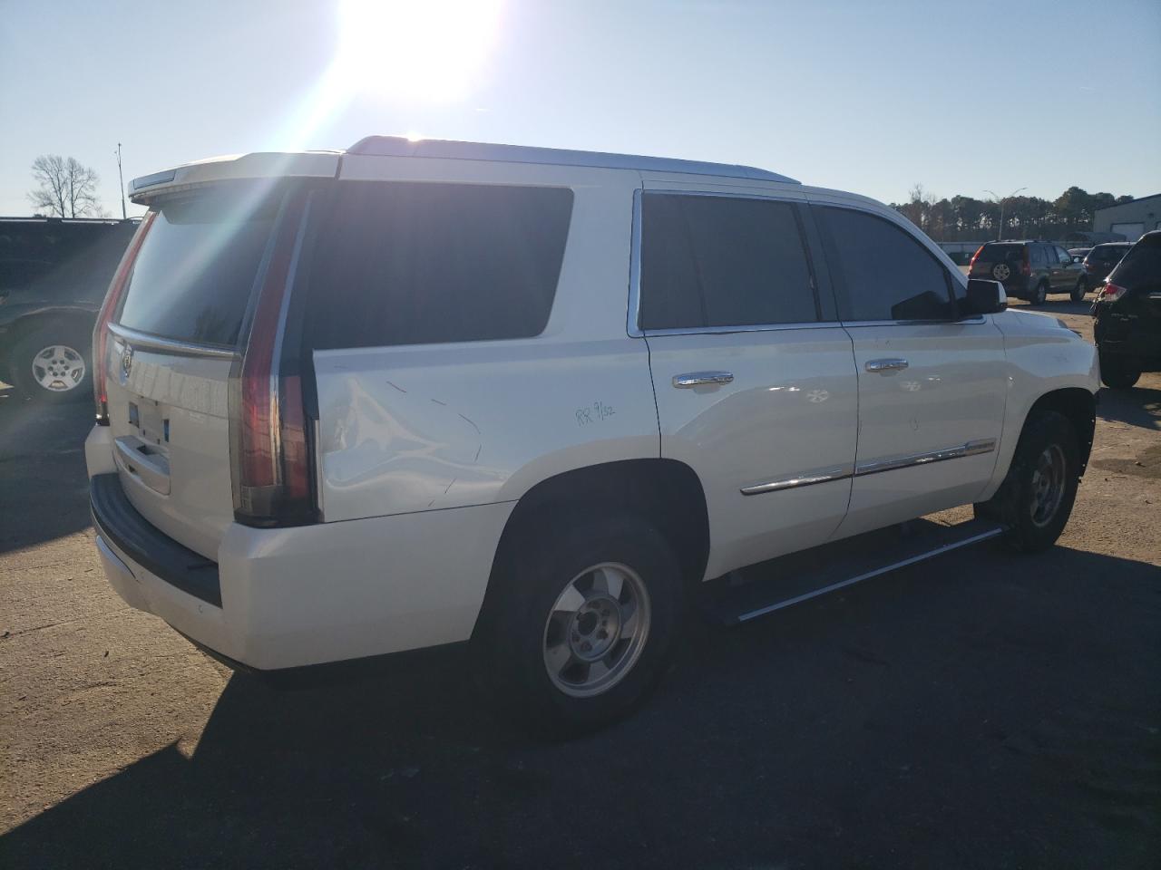 Изображение 3 2015 CADILLAC ESCALADE PREMIUM 2015 с VIN 1GYS4CKJXFR250137