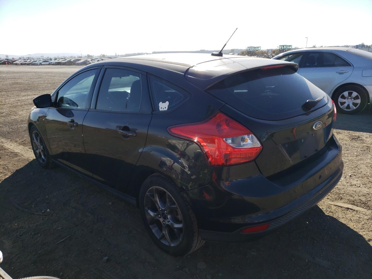 Image 2 of 2013 FORD FOCUS SE 2013 with VIN 1FADP3K29DL244981