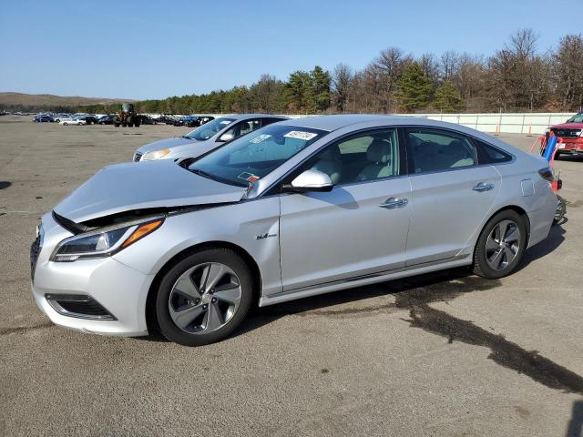 Obraz 1 z 2016 HYUNDAI SONATA HYBRID 2016 z VIN KMHE34L17GA018164