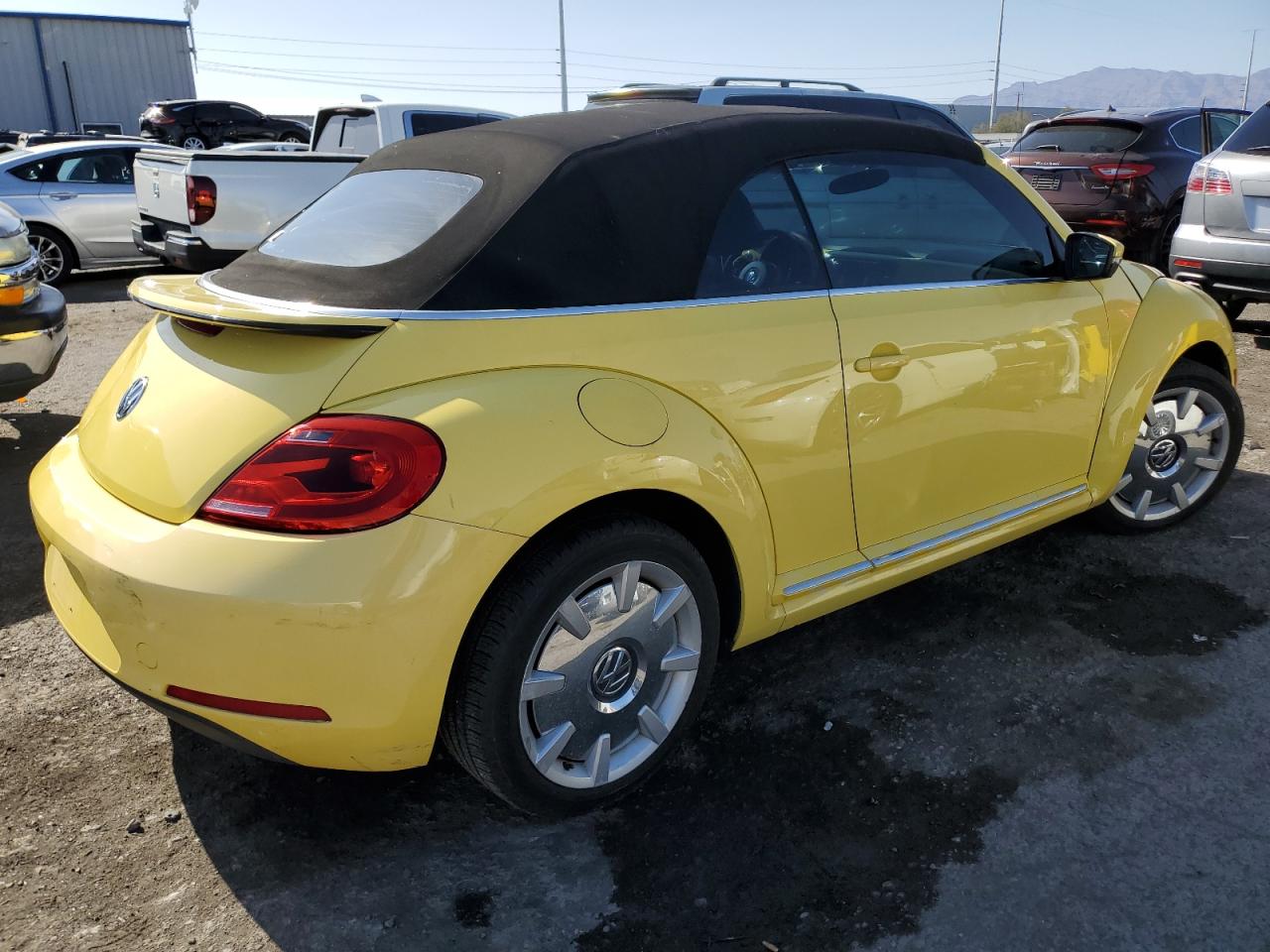 Obraz 3 z 2013 VOLKSWAGEN BEETLE  2013 z VIN 3VW5P7AT9DM804395