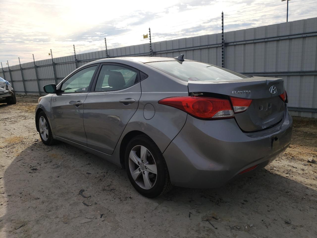 Image 2 of 2011 HYUNDAI ELANTRA GLS 2011 with VIN KMHDH4AE2BU152641