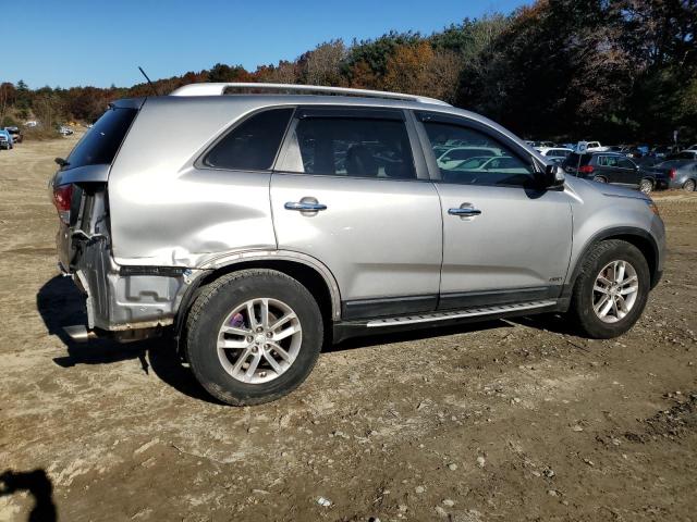 Image 3 of 2014 KIA SORENTO LX 2014 with VIN 5XYKTDA67EG473129