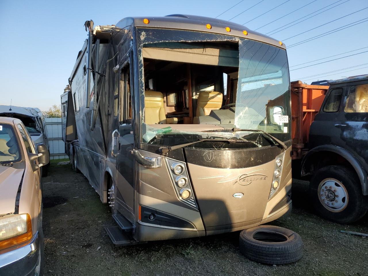 Изображение 2011 FREIGHTLINER CHASSIS XC 2011