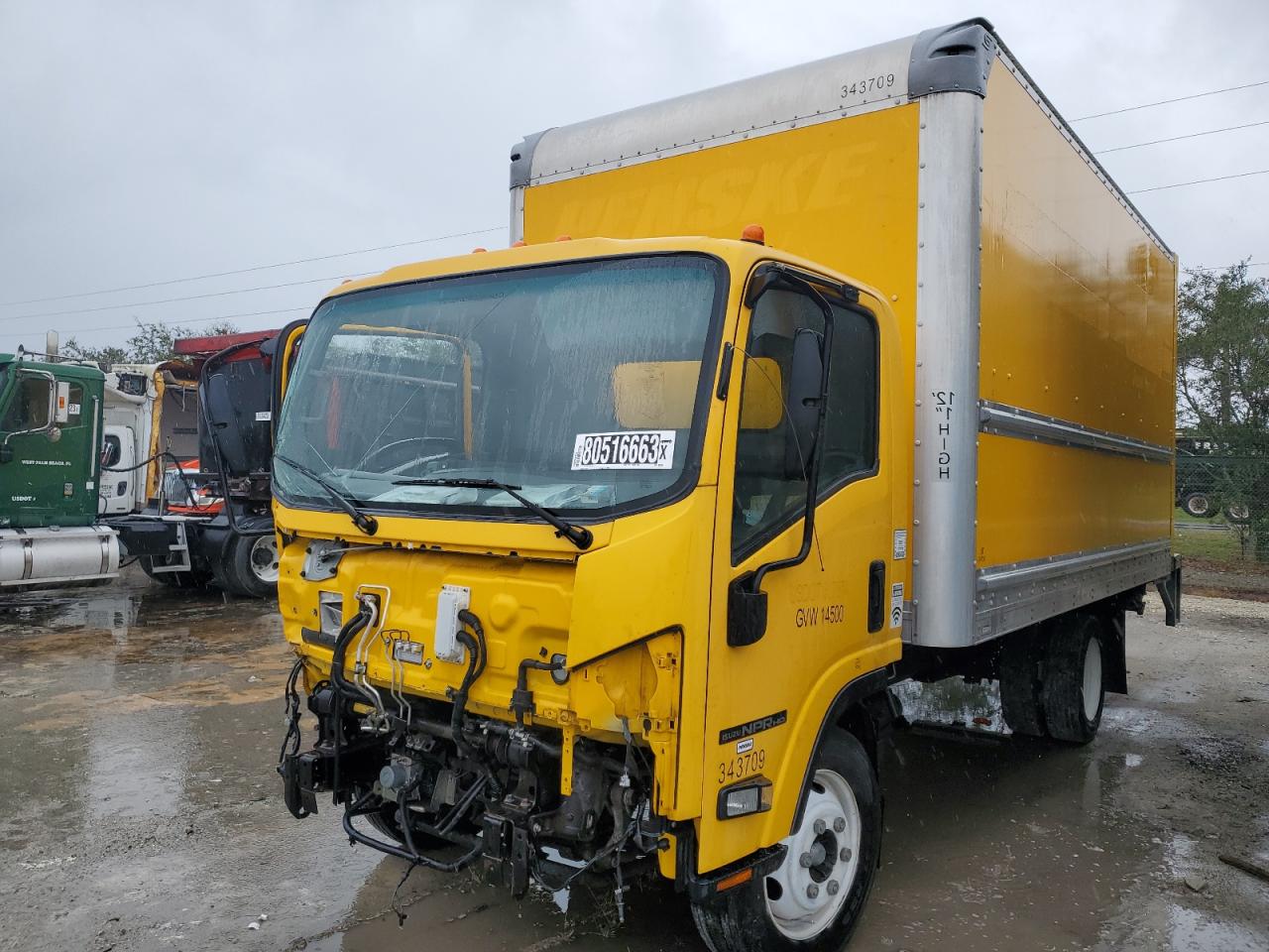 Изображение 2019 ISUZU NPR HD  2019