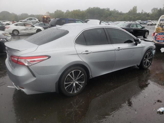 Obraz 3 z 2020 TOYOTA CAMRY SE 2020 z VIN 4T1G11BK4LU008627