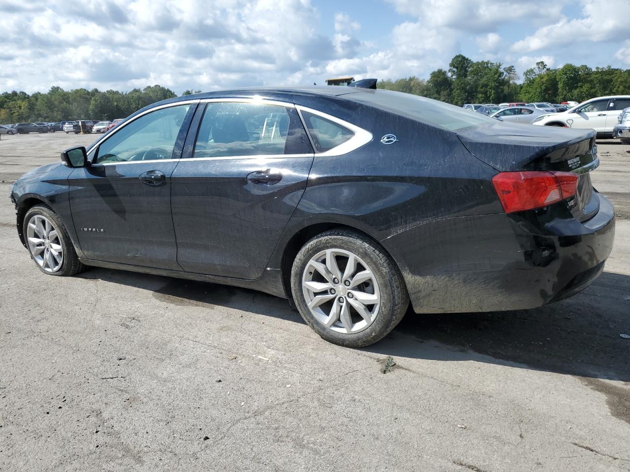 Obraz 2 z 2018 CHEVROLET IMPALA LT 2018 z VIN 1G1105S32JU144595