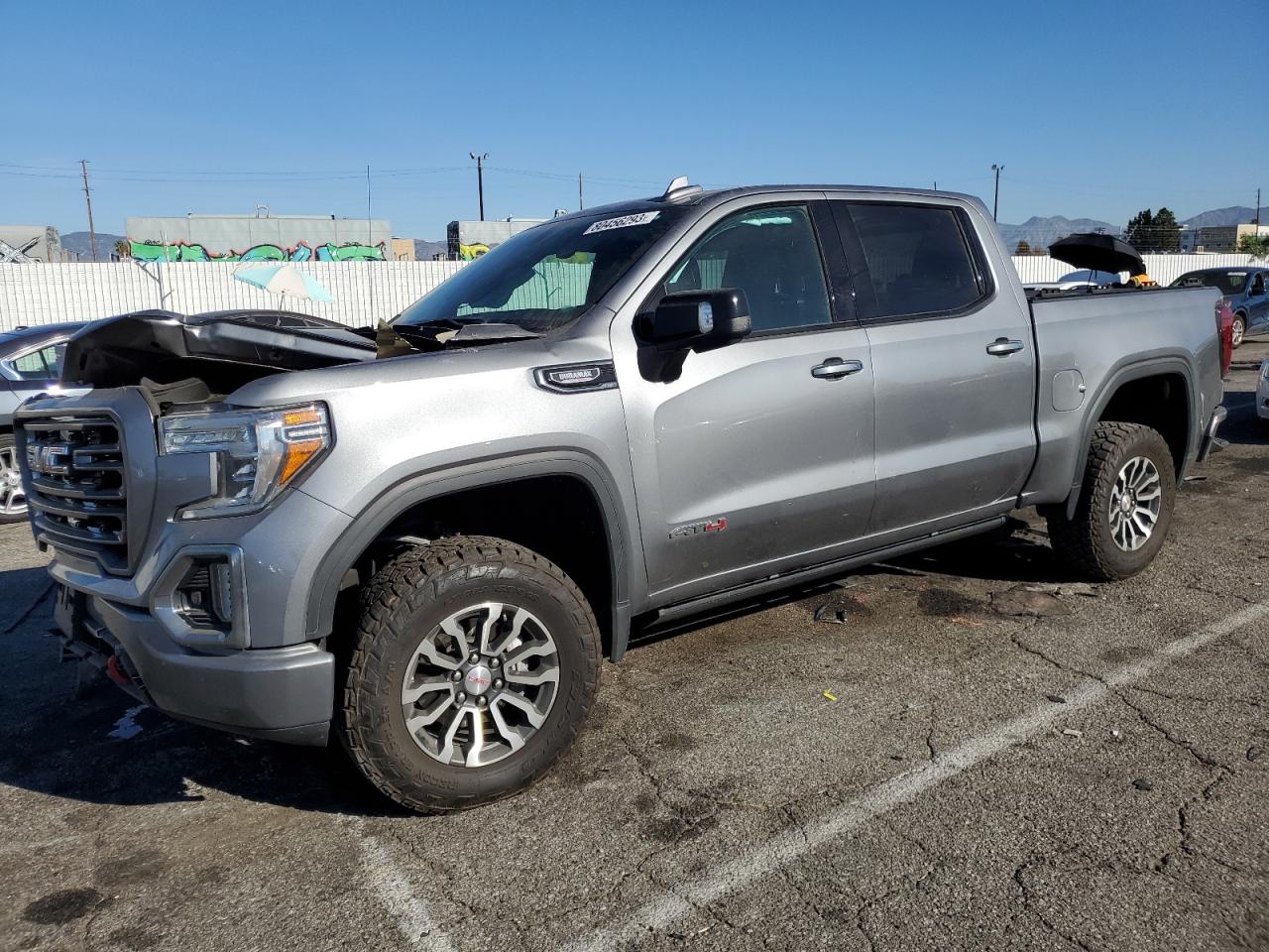 Obraz 1 z 2021 GMC SIERRA K1500 AT4 2021 z VIN 3GTU9EET1MG450068