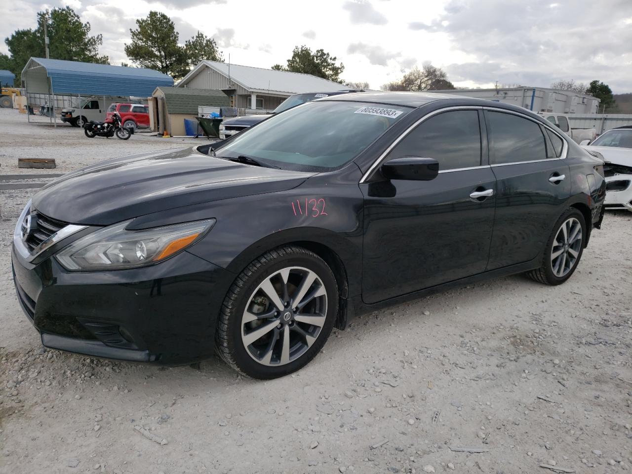 Image 1 of 2017 NISSAN ALTIMA 2.5 2017 with VIN 1N4AL3AP6HN318671
