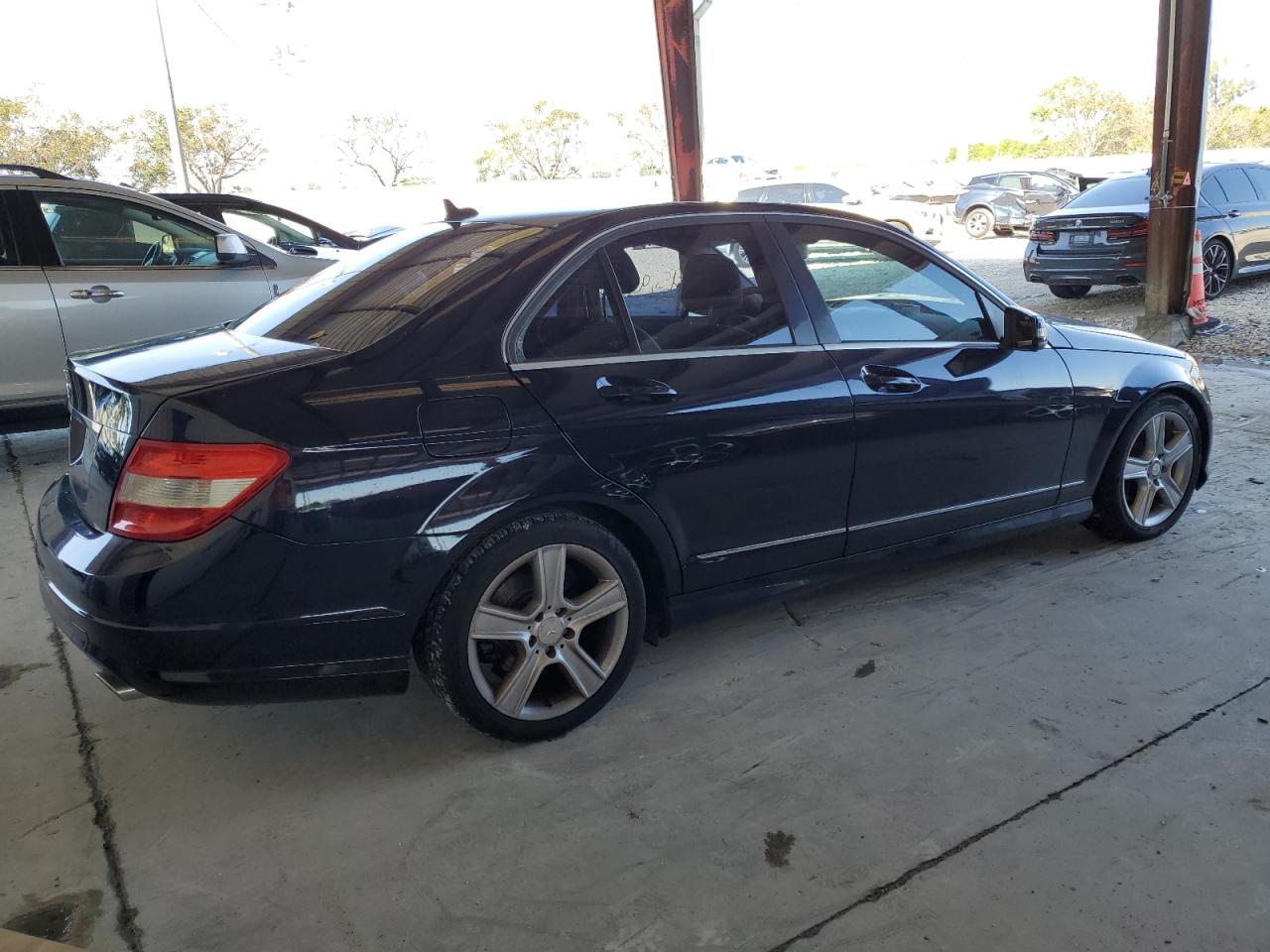 Image 3 of 2010 MERCEDES-BENZ C 300 2010 with VIN WDDGF5EB8AR128204