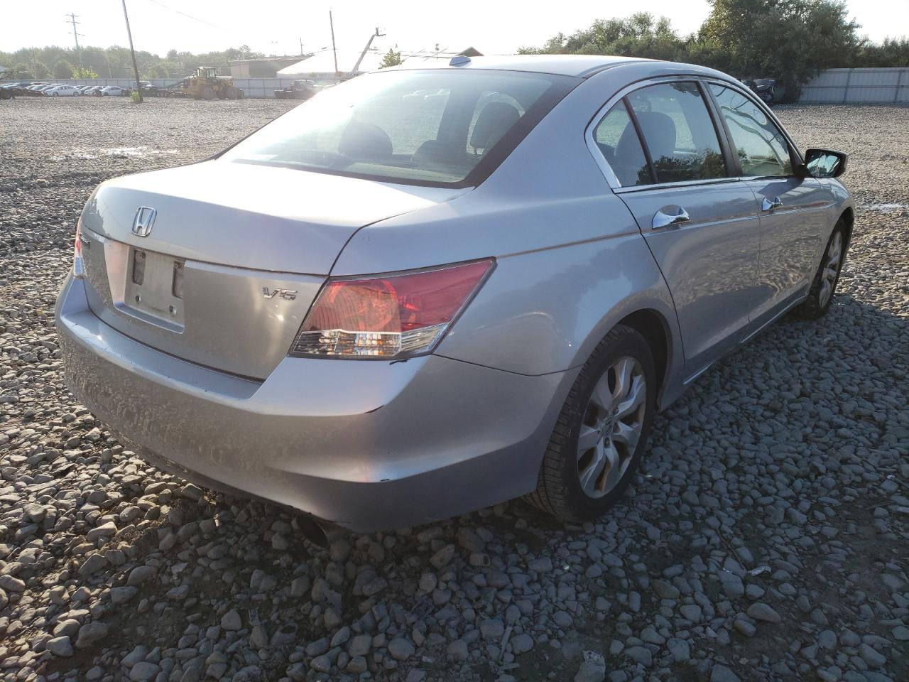 Image 3 of 2010 HONDA ACCORD EXL 2010 with VIN 1HGCP3F84AA029294
