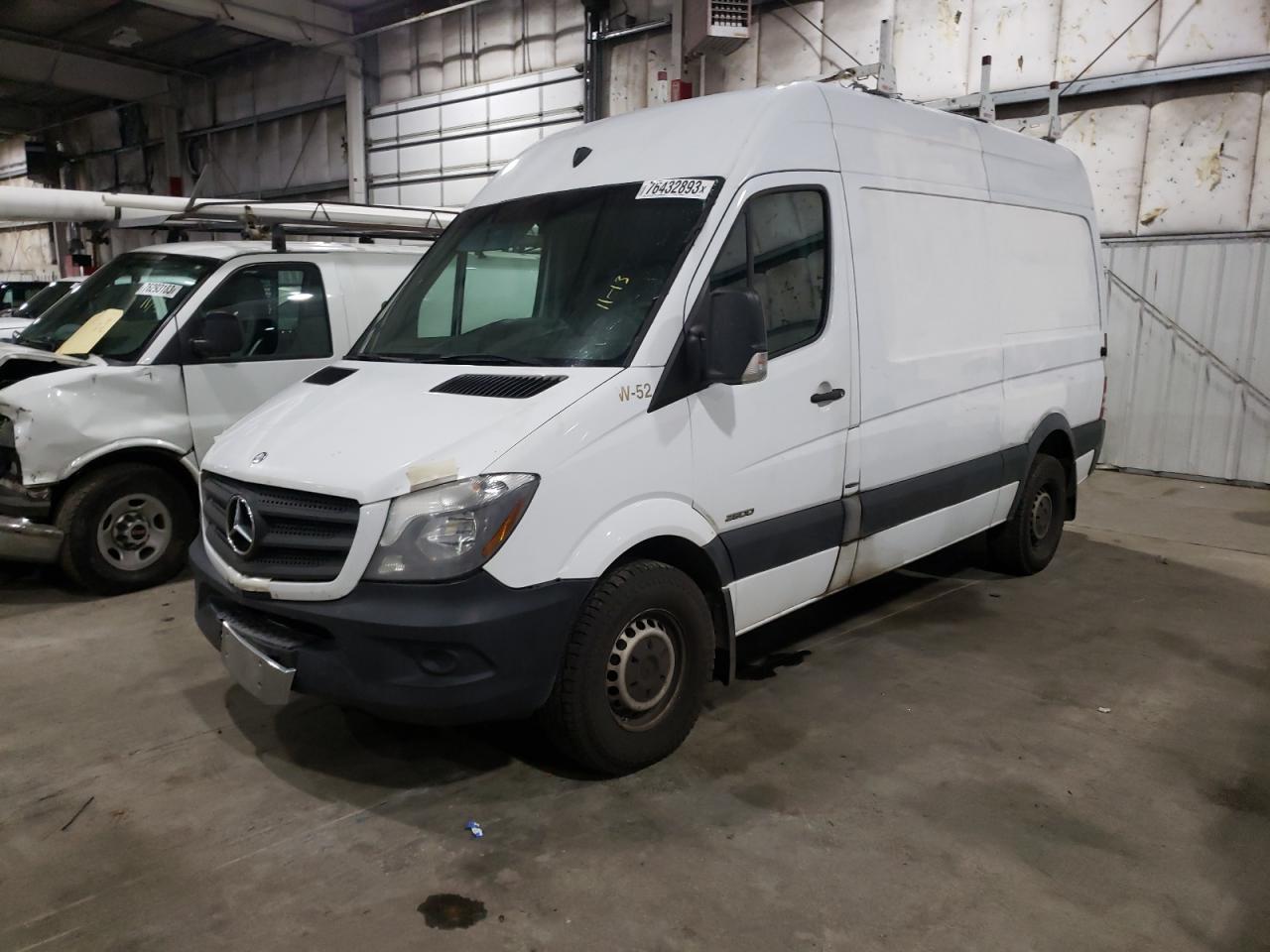 Image 1 of 2014 MERCEDES-BENZ SPRINTER 2500 2014 with VIN WD3PE7DC5E5832886