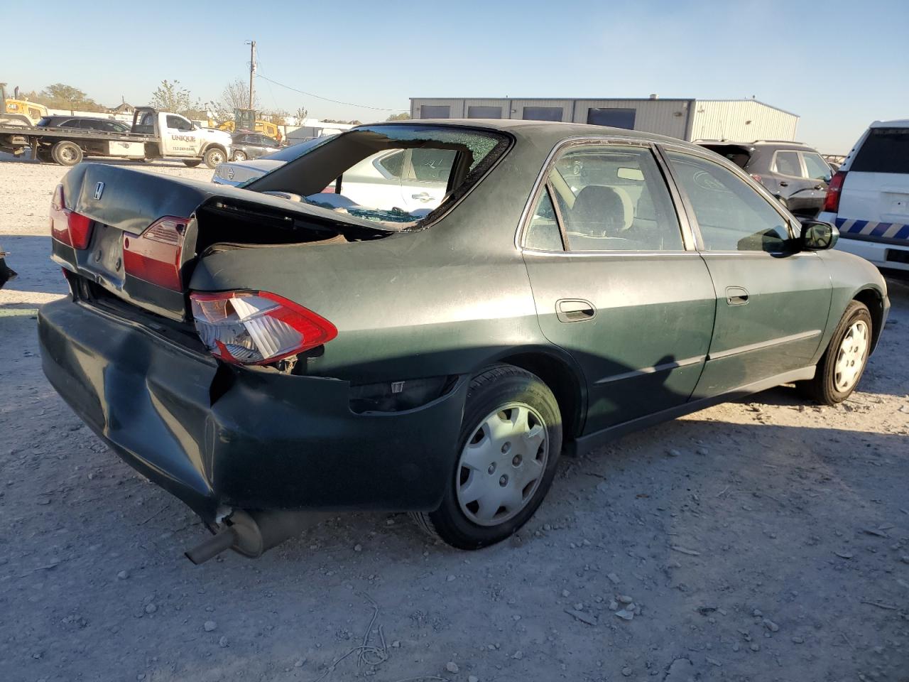 Изображение 3 2000 HONDA ACCORD LX 2000 с VIN 1HGCG5640YA007991
