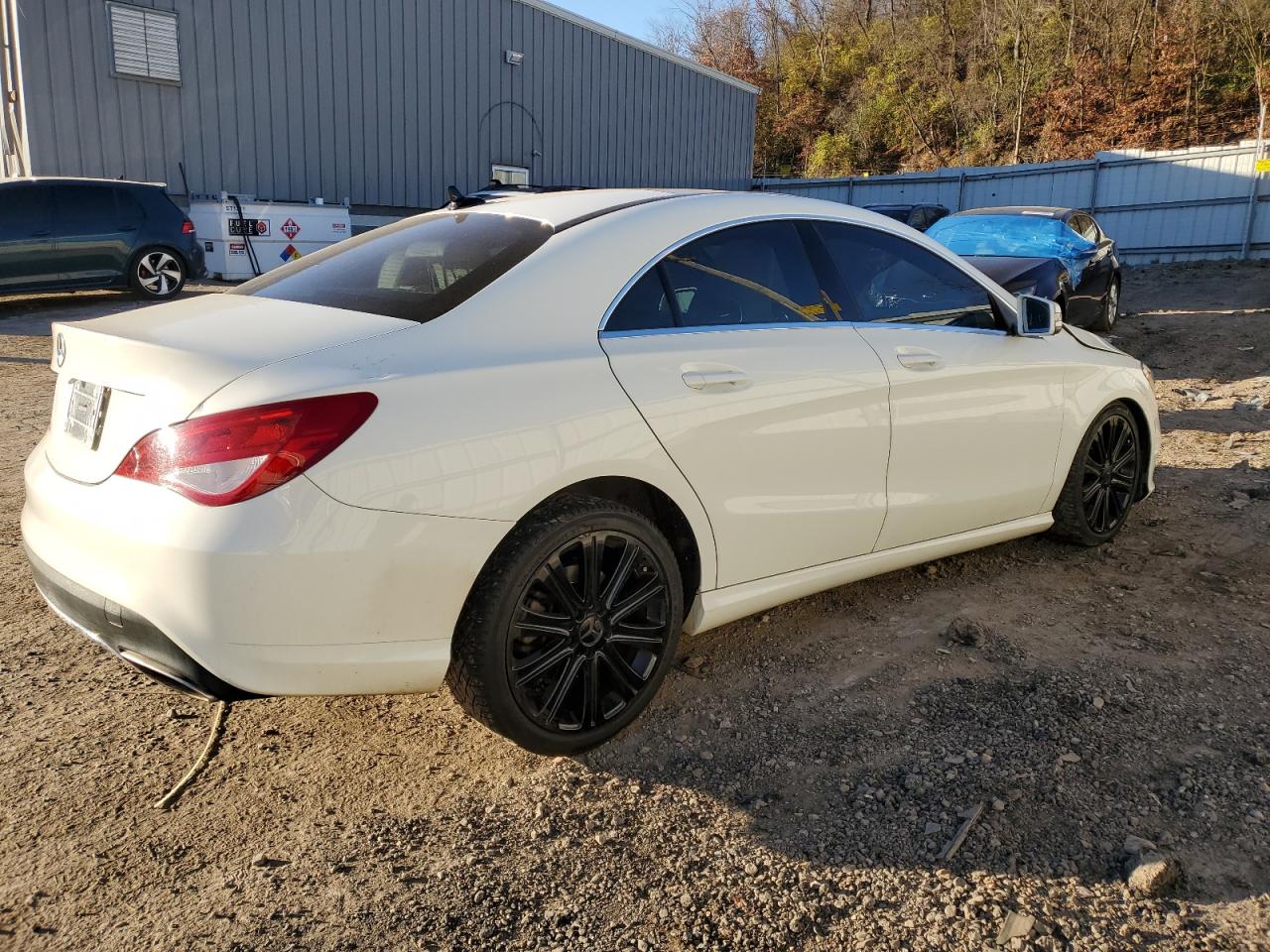 Image 3 of 2018 MERCEDES-BENZ CLA 250 4MATIC 2018 with VIN WDDSJ4GB3JN514617