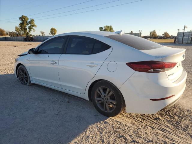 Obraz 2 z 2017 HYUNDAI ELANTRA SE 2017 z VIN 5NPD84LF1HH042788