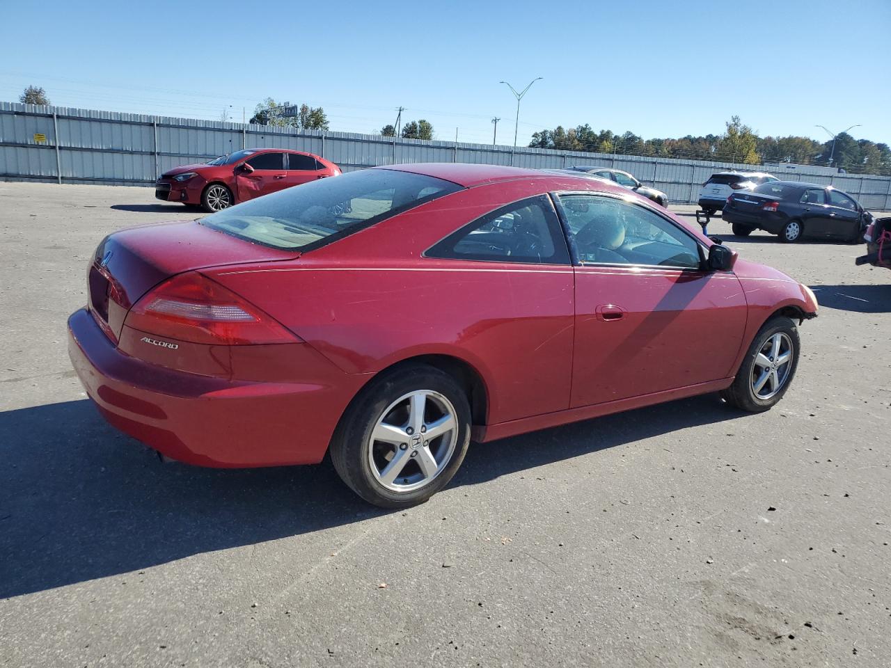 Изображение 3 2004 HONDA ACCORD EX 2004 с VIN 1HGCM72574A018824