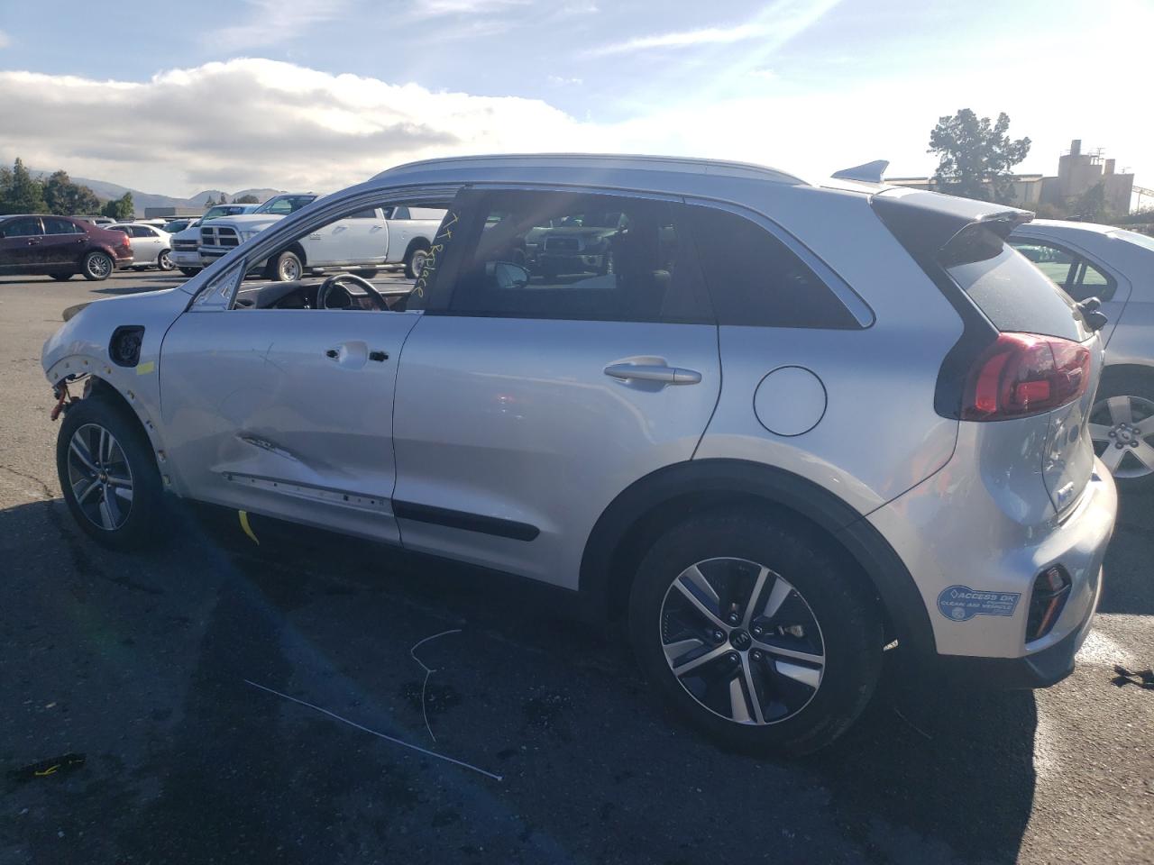 Изображение 2 2021 KIA NIRO EX PREMIUM 2021 с VIN KNDCC3LD1M5473936