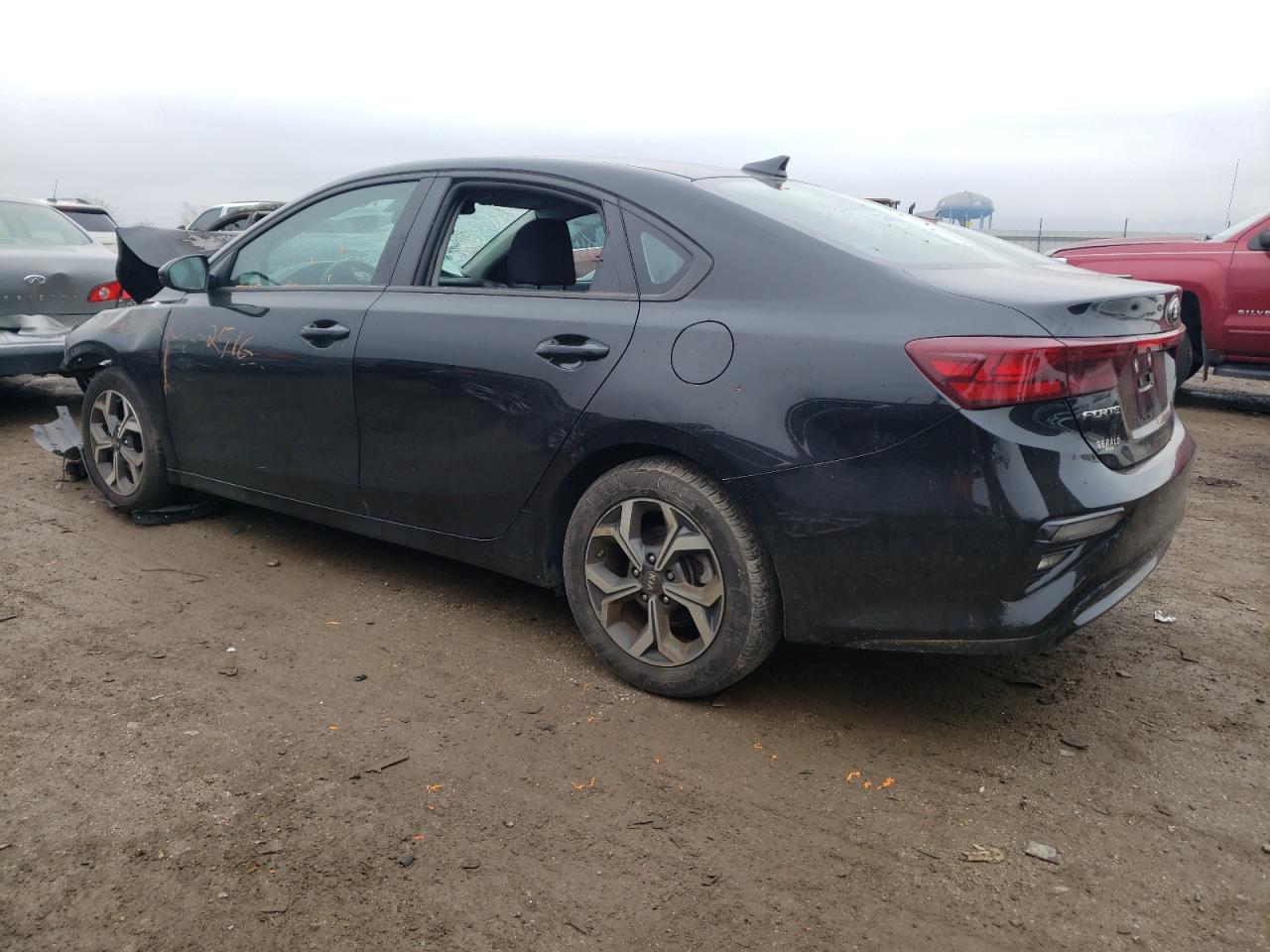 Изображение 2 2021 KIA FORTE FE 2021 с VIN 3KPF24AD4ME305527