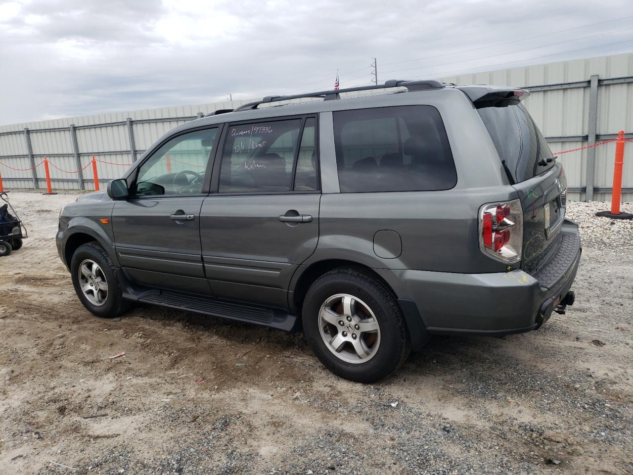 Image 2 of 2007 HONDA PILOT EXL 2007 with VIN 5FNYF28567B001761