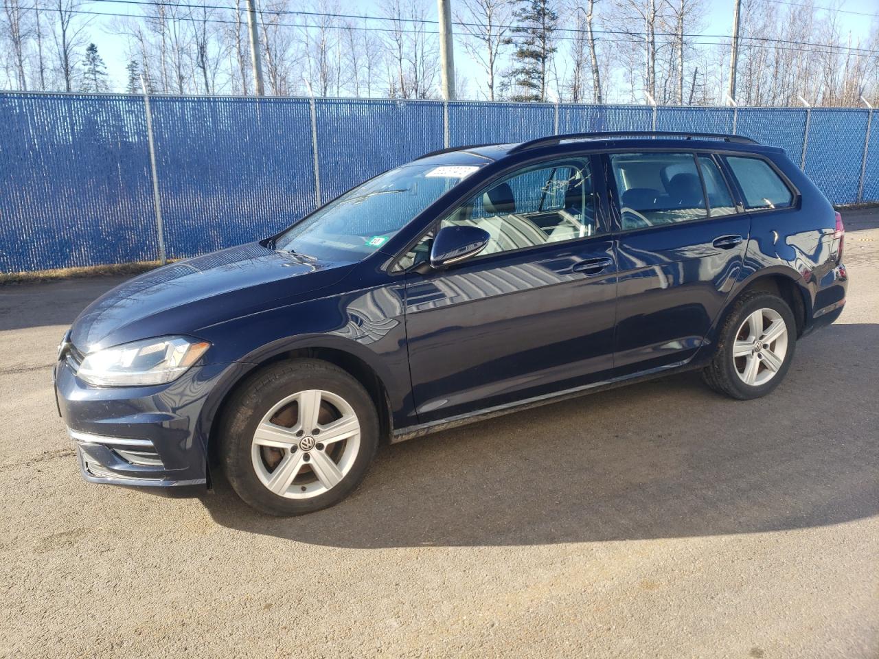 Obraz 1 z 2018 VOLKSWAGEN GOLF SPORTWAGEN S 2018 z VIN 3VWD17AU3JM755857