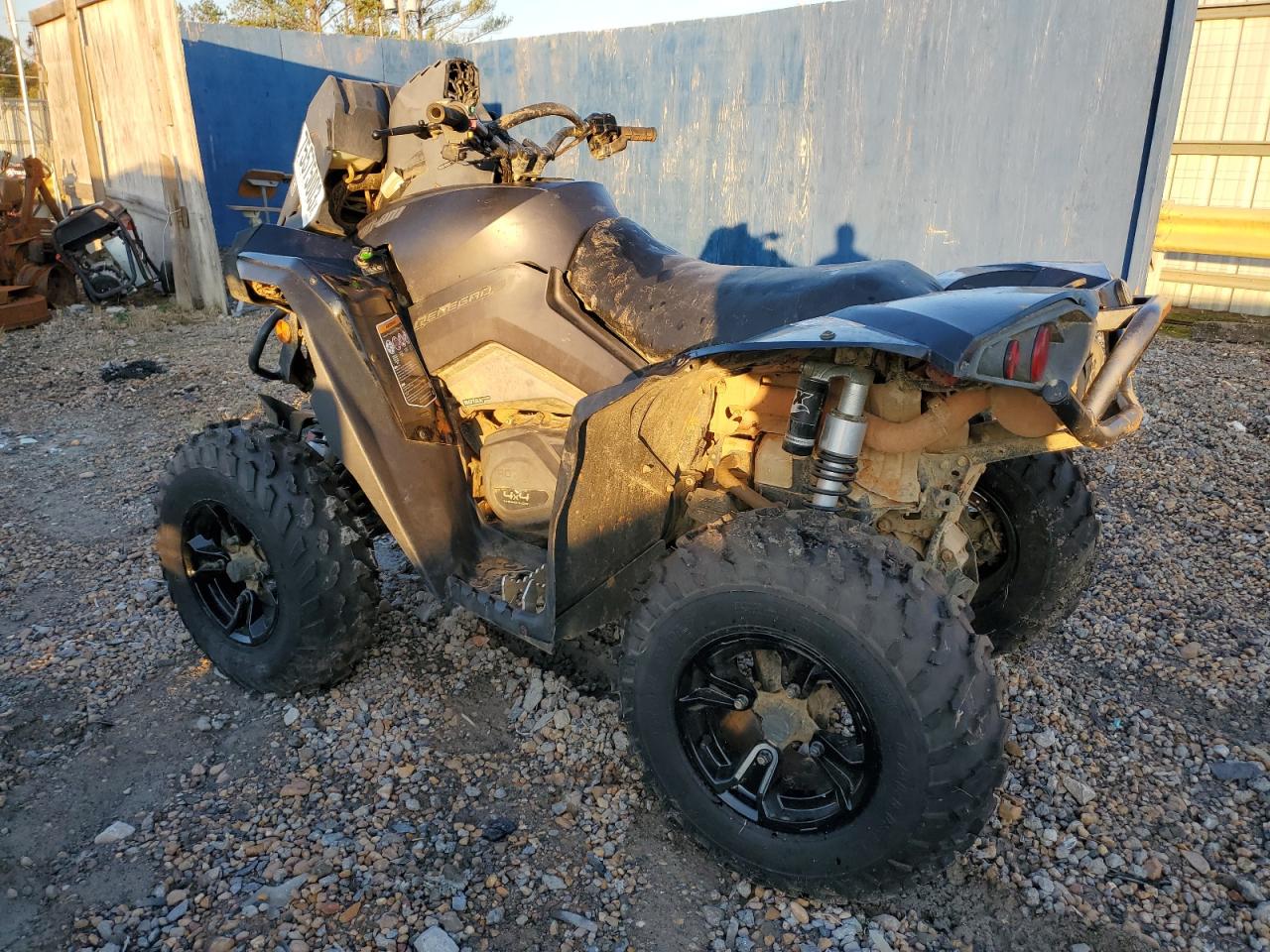 Image 3 of 2020 CAN-AM RENEGADE X MR 1000R 2020 with VIN 3JBMWAX22LJ000939