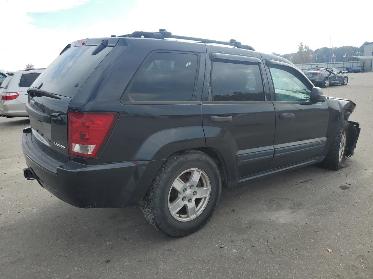 Image 3 of 2005 JEEP GRAND CHEROKEE LAREDO 2005 with VIN 1J4GS48K65C648416