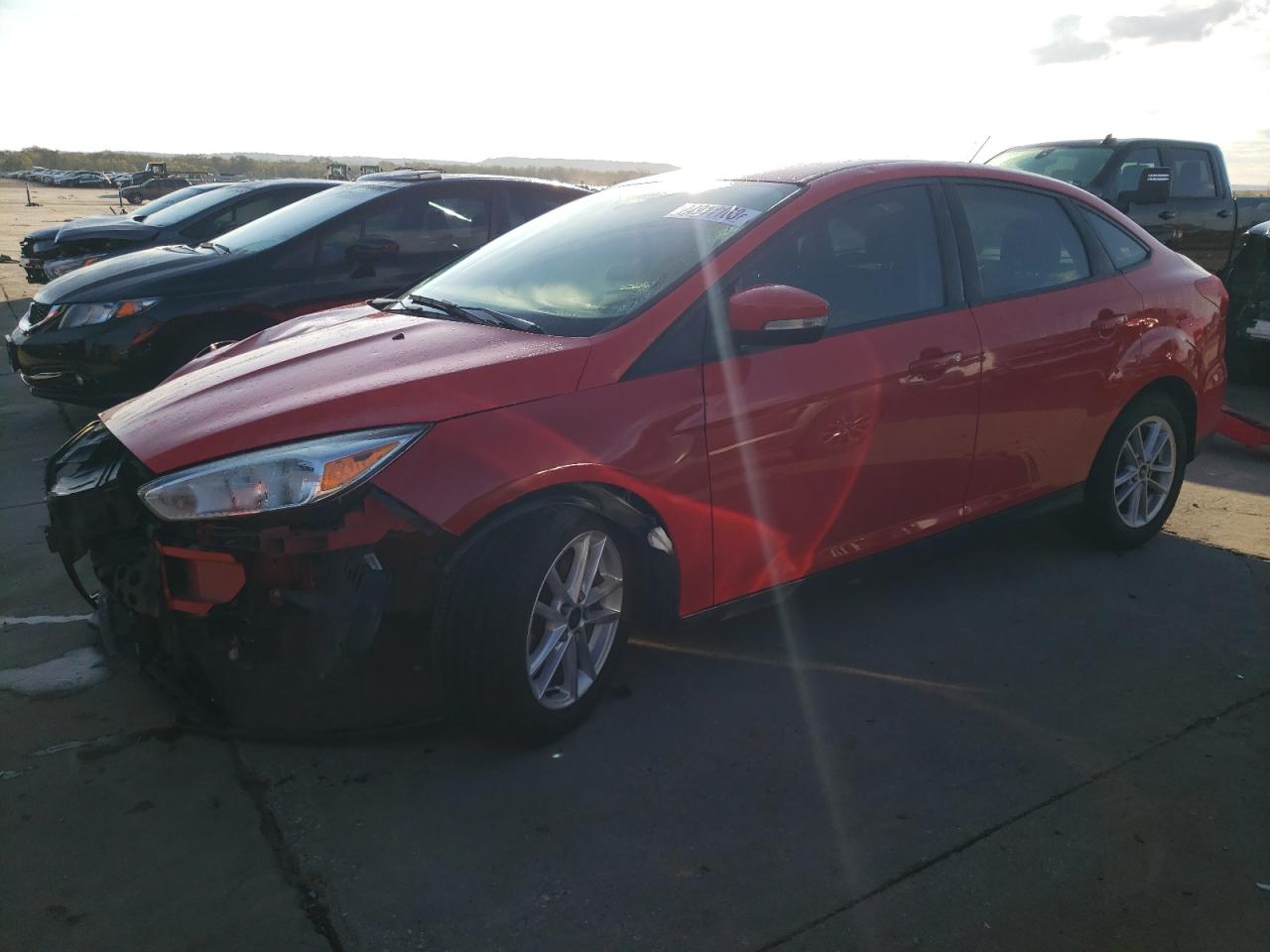 Image 1 of 2016 FORD FOCUS SE 2016 with VIN 1FADP3F28GL368982