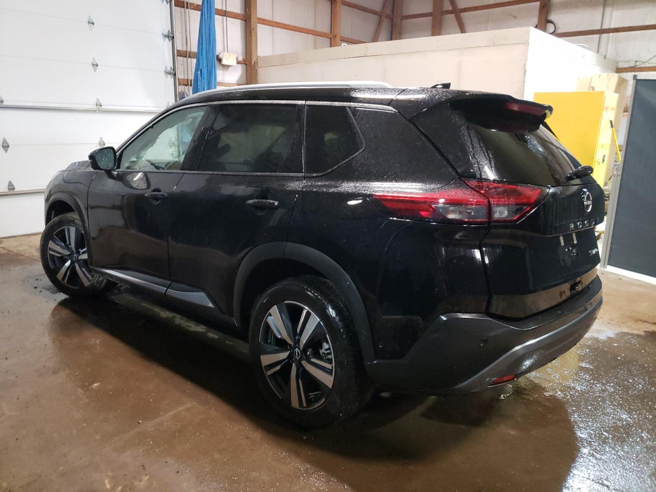 Изображение 2 2023 NISSAN ROGUE SL 2023 с VIN 5N1BT3CB4PC790390