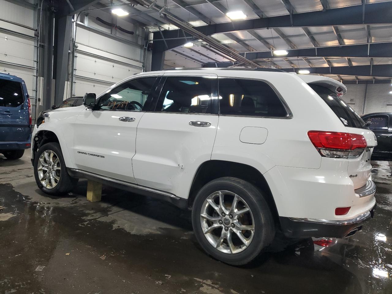 Image 2 of 2014 JEEP GRAND CHEROKEE SUMMIT 2014 with VIN 1C4RJFJG0EC557497