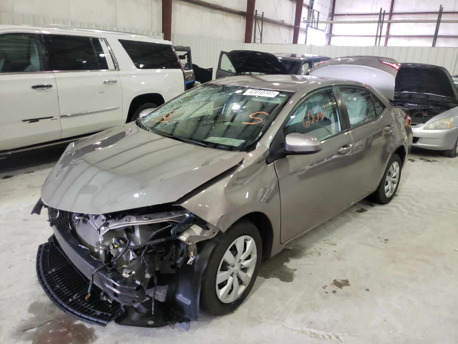Image 2 of 2014 TOYOTA COROLLA L 2014 with VIN 2T1BURHEXEC085413