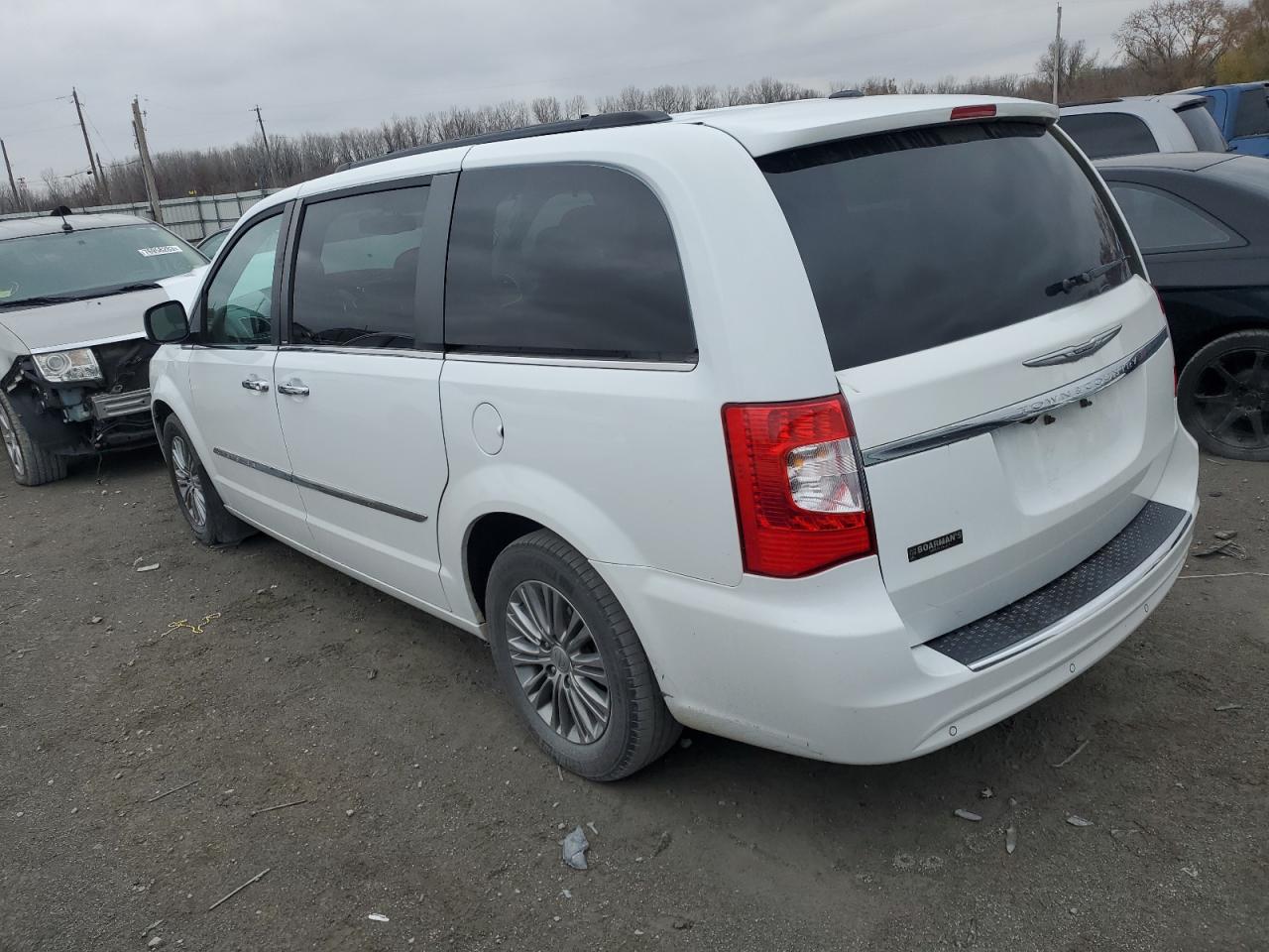 Изображение 2 2014 CHRYSLER TOWN & COUNTRY TOURING L 2014 с VIN 2C4RC1CG1ER198078