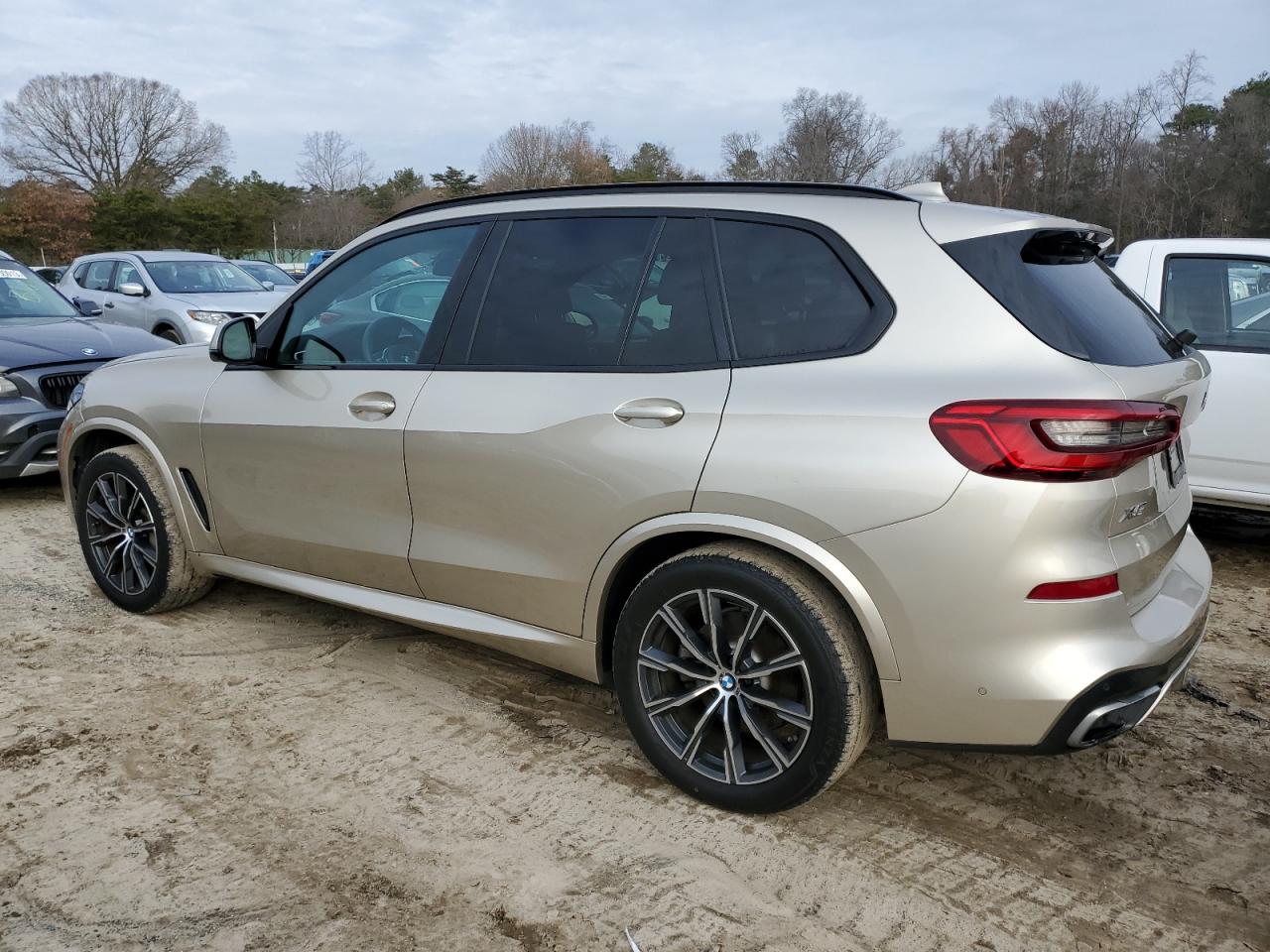 Obraz 2 z 2019 BMW X5 XDRIVE40I 2019 z VIN 5UXCR6C51KLL02555