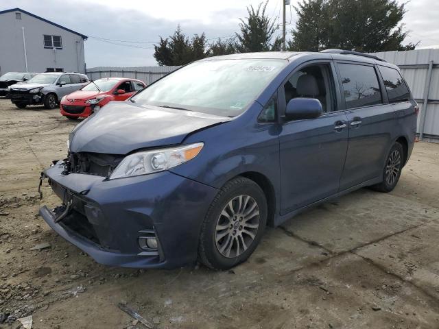Obraz 1 z 2019 TOYOTA SIENNA XLE 2019 z VIN 5TDYZ3DC3KS967183