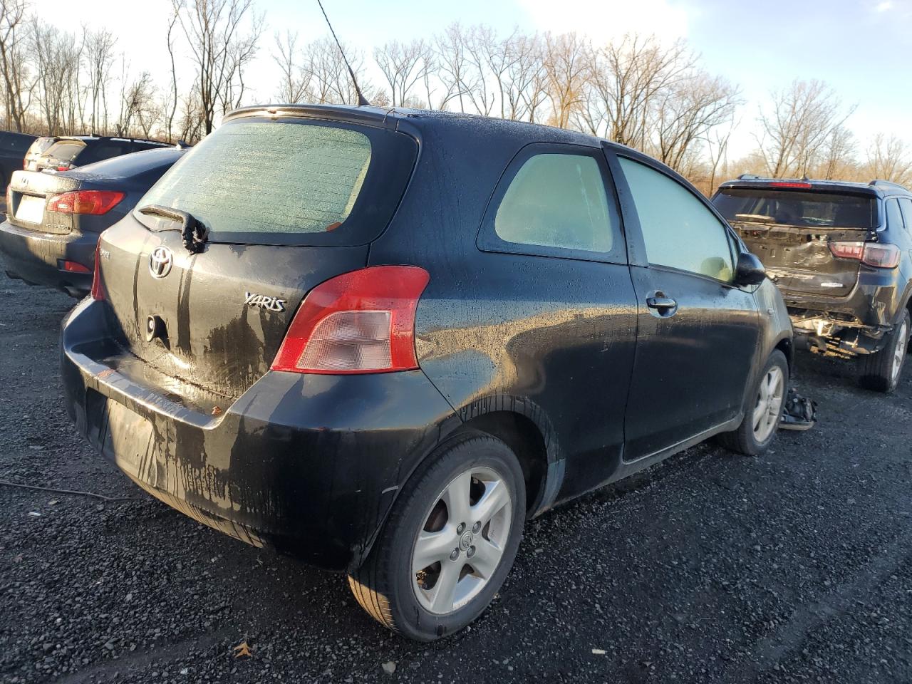 Obraz 3 z 2008 TOYOTA YARIS  2008 z VIN JTDJT903685150803