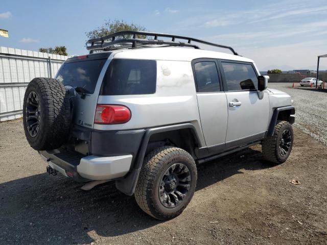 Изображение 3 2007 TOYOTA FJ CRUISER  2007 с VIN JTEBU11F170075737