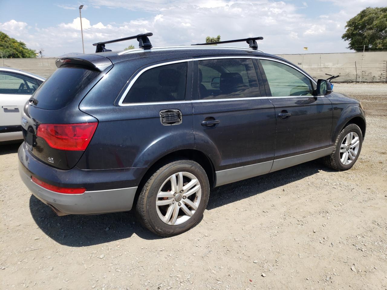 Obraz 3 z 2007 AUDI Q7 4.2 QUATTRO 2007 z VIN WA1AV74L97D047639