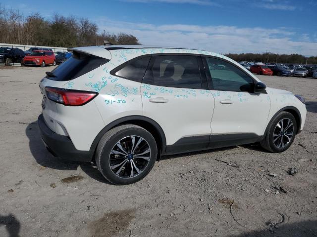 Image 3 of 2021 FORD ESCAPE SE 2021 with VIN 1FMCU0BZ5MUA70276